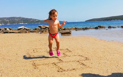 30 giochi e attività da fare al mare con bambini piccoli (da 1 a 3 anni)